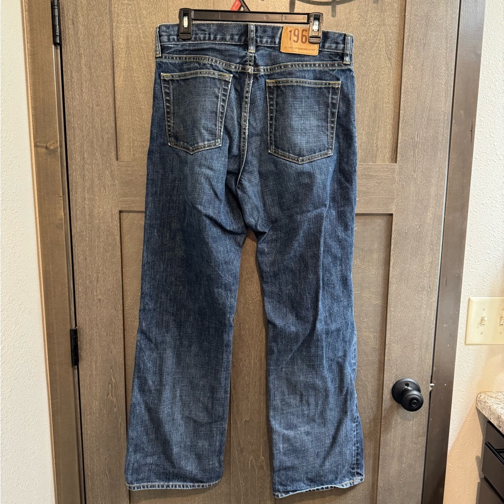 Men's Vintage Gap Loose Fit Jeans - Picture 2 of 6